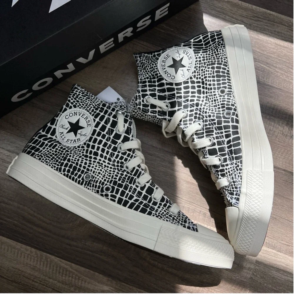 Converse Chuck Taylor All Star Hi - Picture 3 of 5